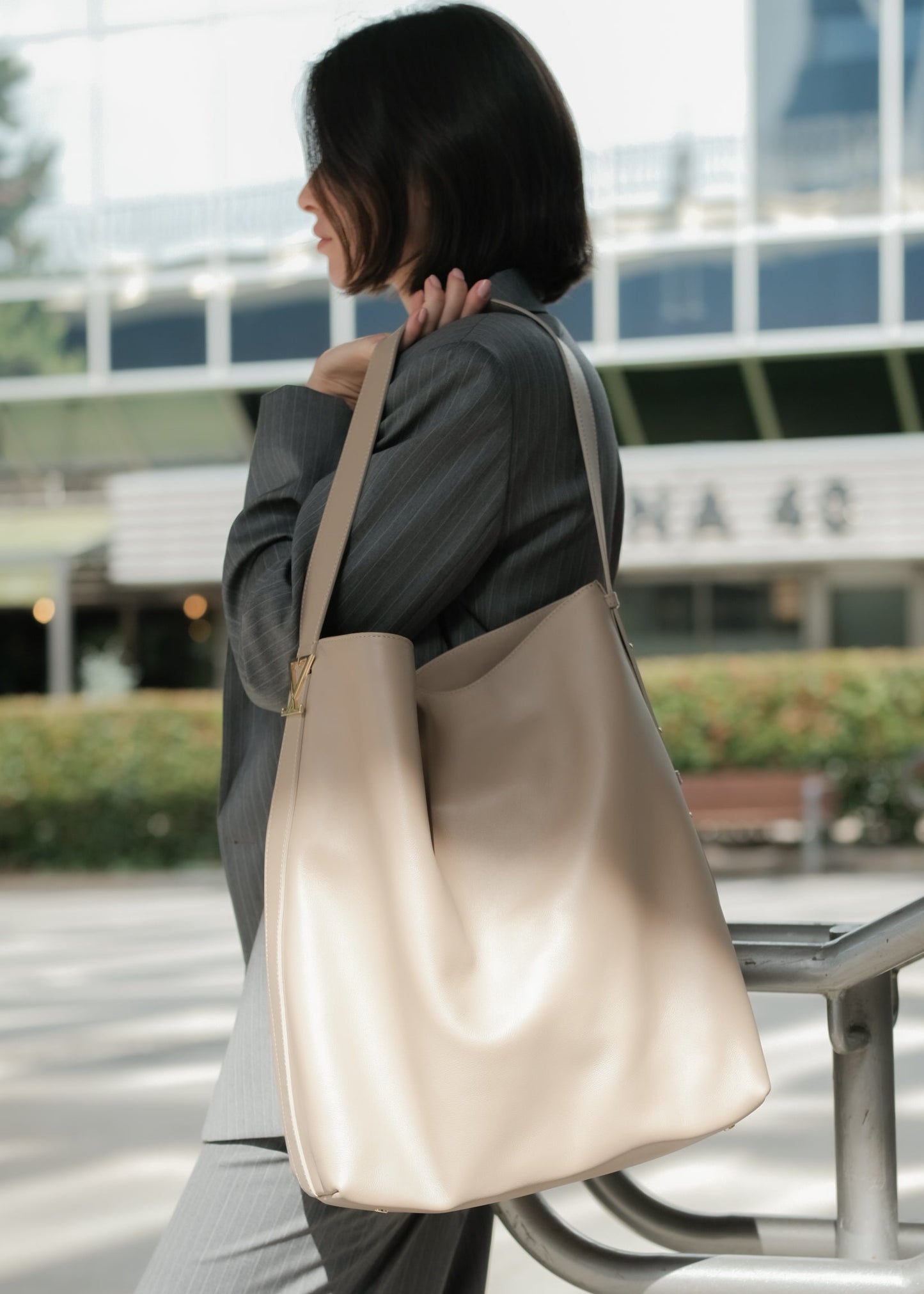 Etérea Taupe - Updated Edition 