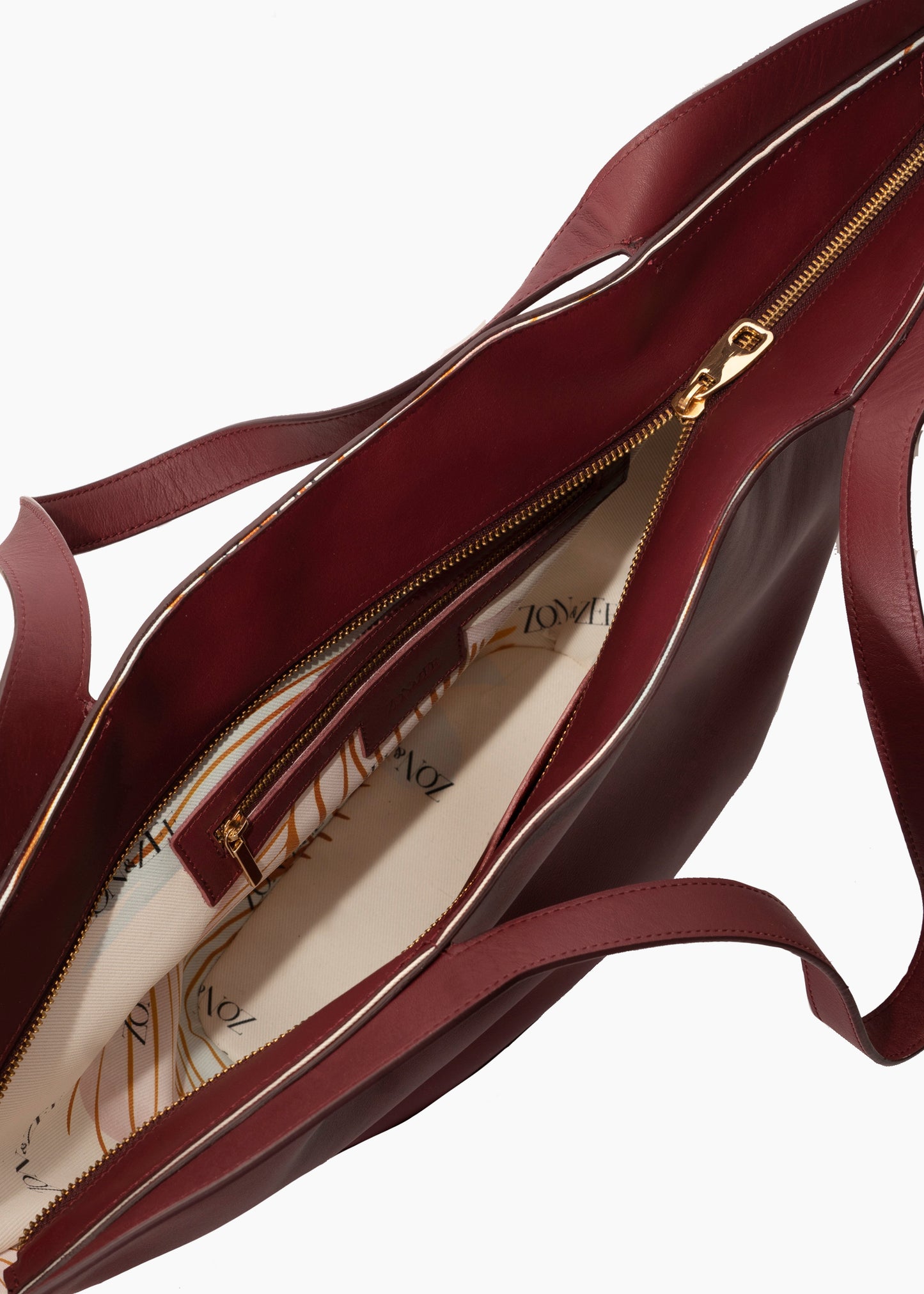 Essenzia II Black Cherry